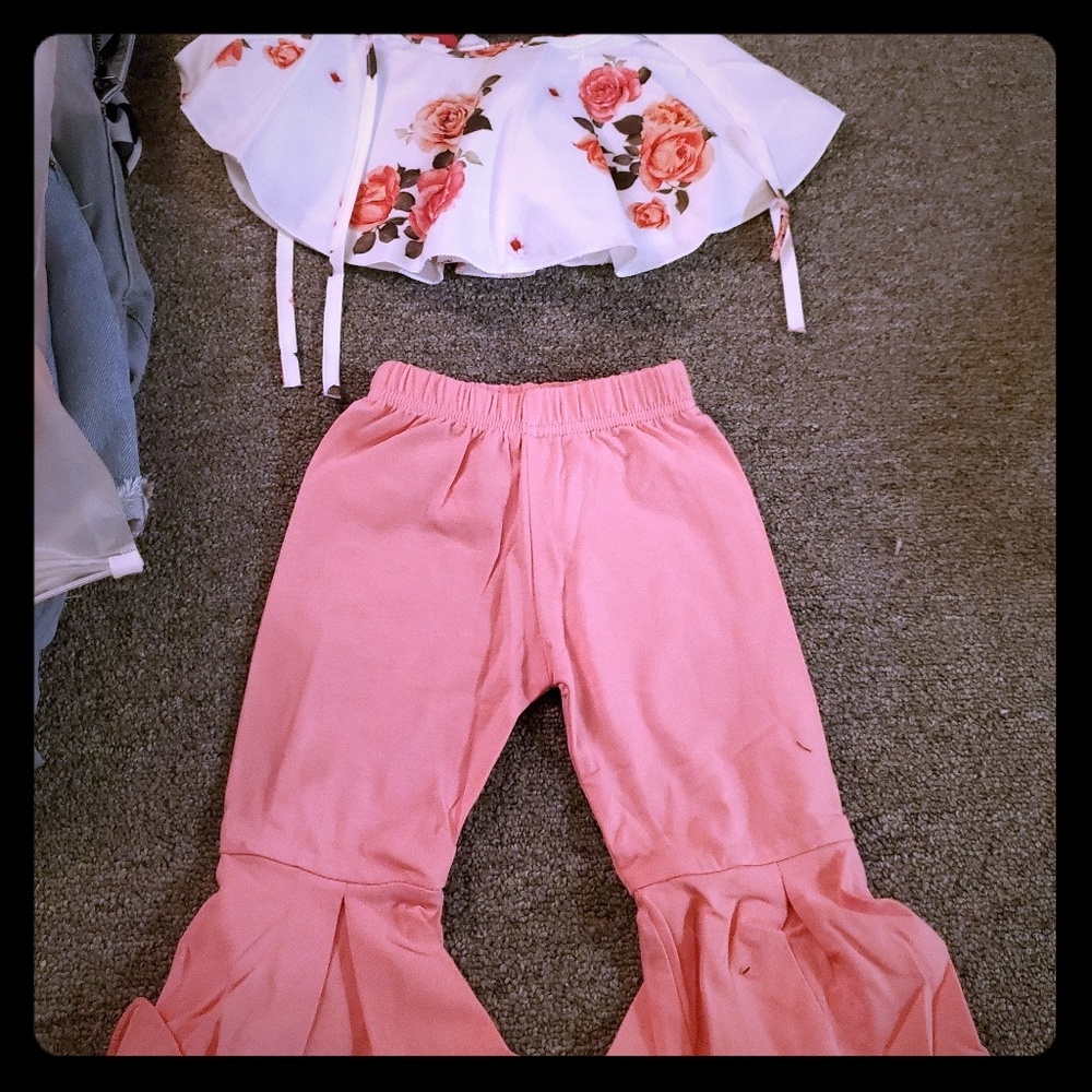 Baby clothes